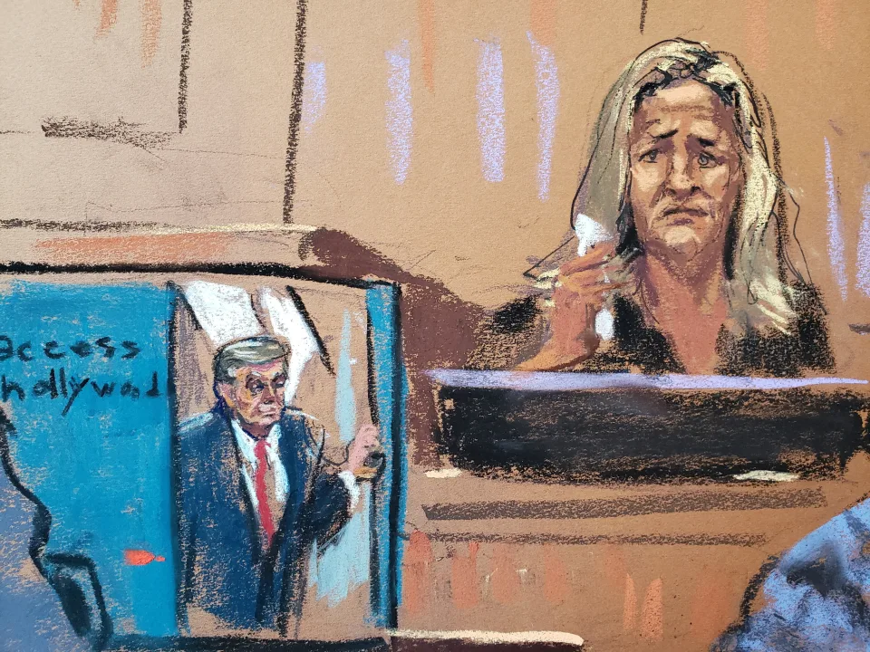 Trump melakukan